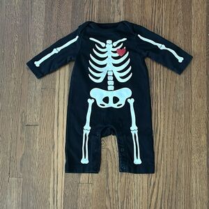 Halloween Skeleton Baby Onesie Size 0-3 Months NWOT